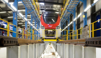 Alstom sells its plants and two train platforms IP rights to CAF