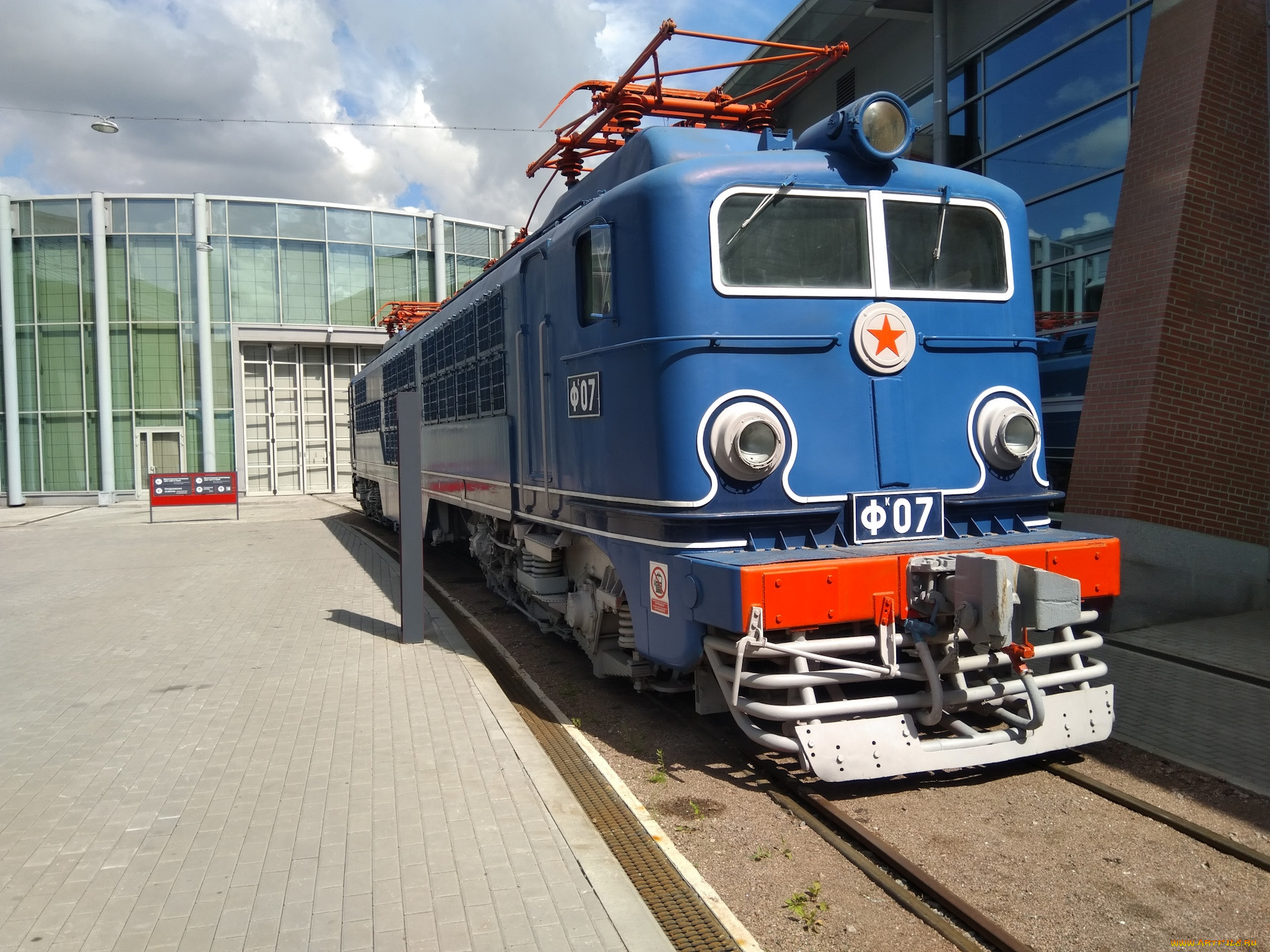 Series F electric locomotive in the Russian Railway Museum in St. Petersburg