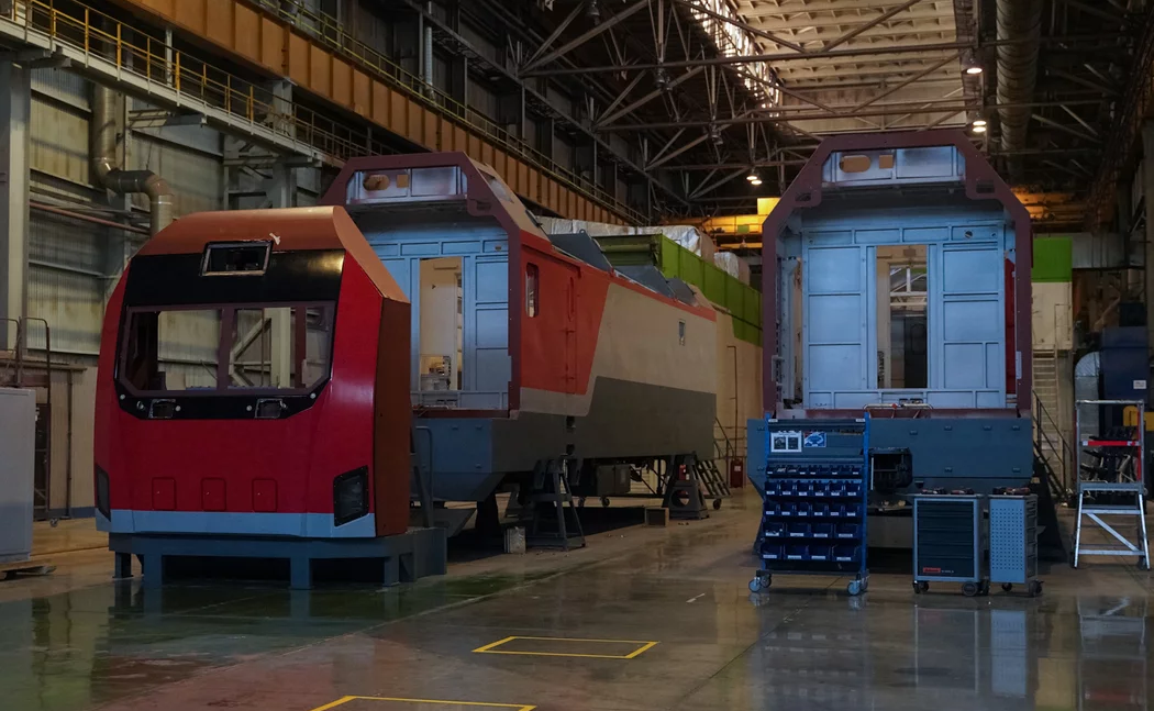 Straight Bloom son The assembly of the new 3ES8 electric locomotive is at the final stage