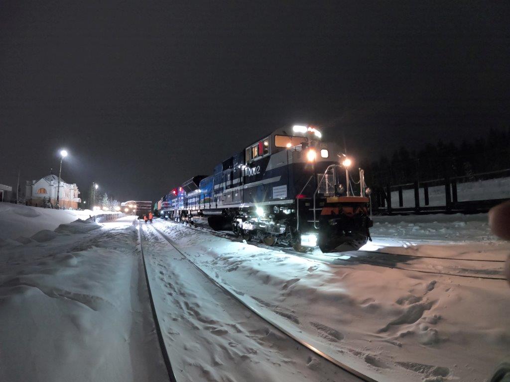 2TE3250 LNG-diesel locomotive manufactured by Progress Rail on the Yakutia Railway network, April 2021
