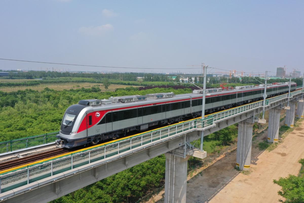 The first CRRC regional electric train for Egypt on trial in China