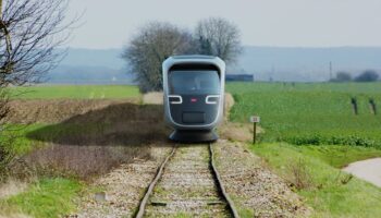 SNCF working on battery-powered light rail projects