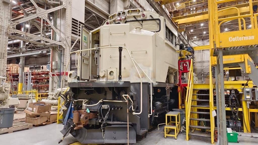 Production of the final locomotive by Progress Rail under contract for Etihad Rail