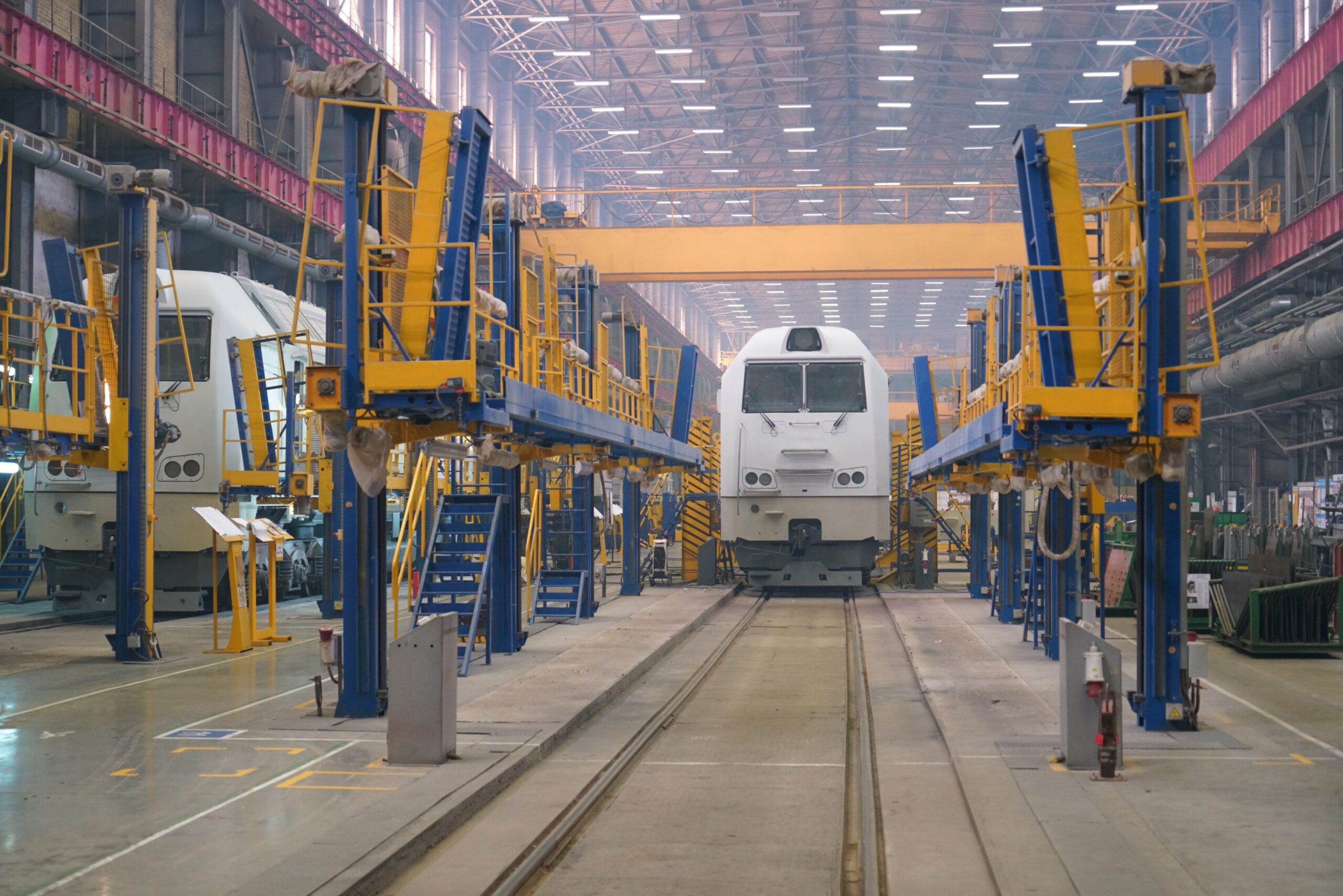The precision line for diesel locomotives assembly at Bryansk Engineering Plant