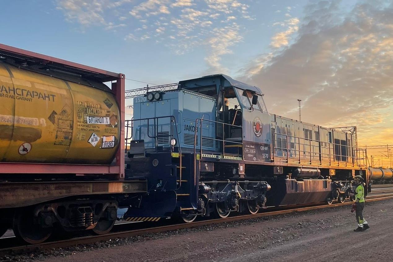 The first day of the C30-MF diesel locomotive operation in the port of Kotka
