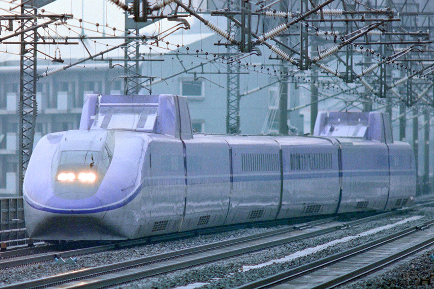 Experimental 500-900 series (WIN 350) high-speed electric train