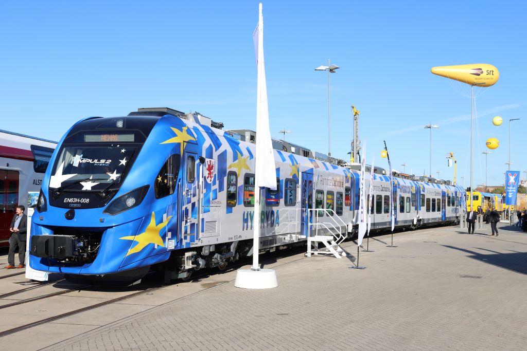 The Impuls 2 diesel train by Newag, equipped with a supercapacitor