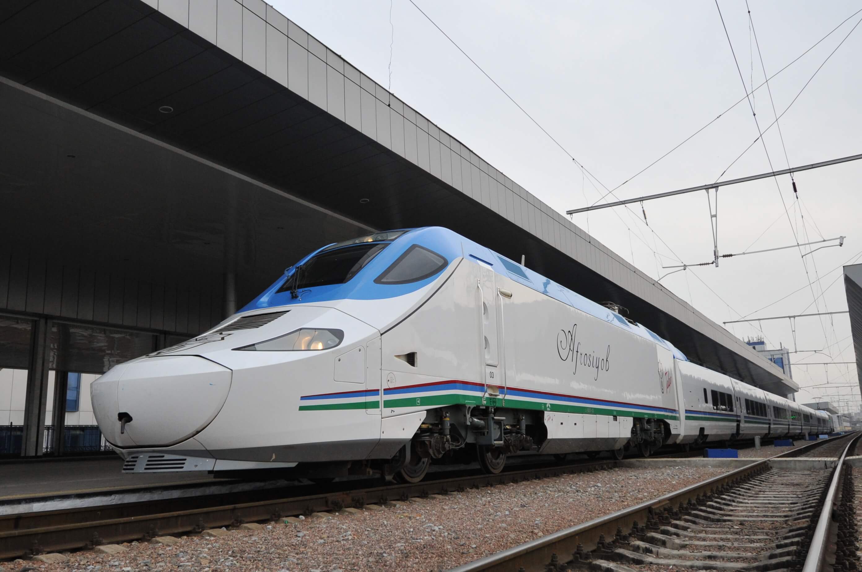 Talgo 250 Afrosiyob for operation on both electrified and non-electrified lines
