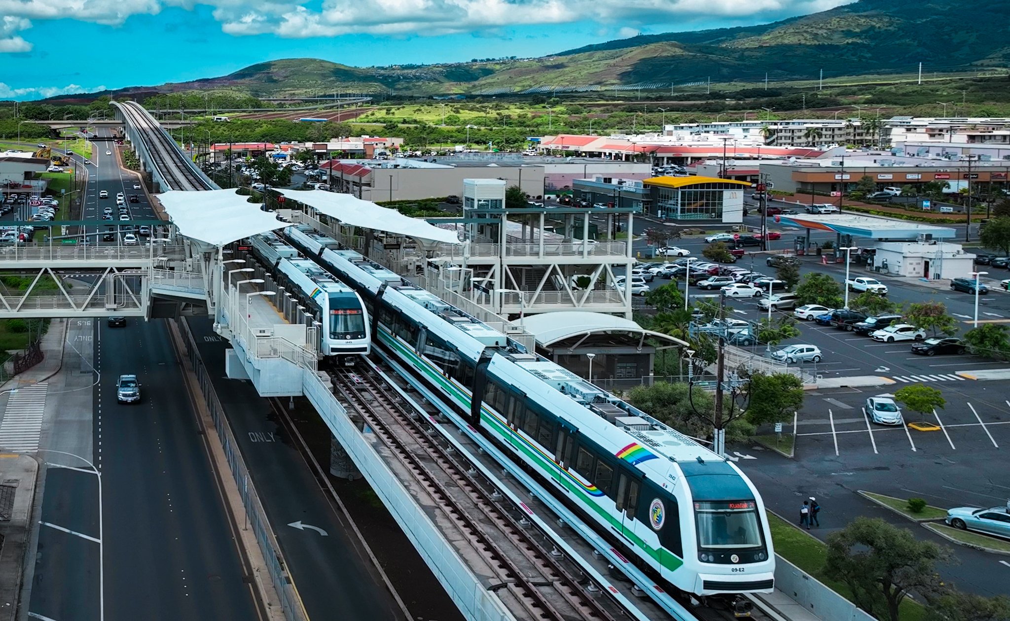 Unmanned trains by Hitachi Rails on the first section of Skyline metro, Honolulu