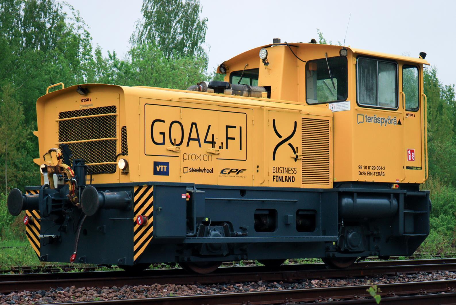 An automated shunter on test in the Voikkaa industrial area, Finland