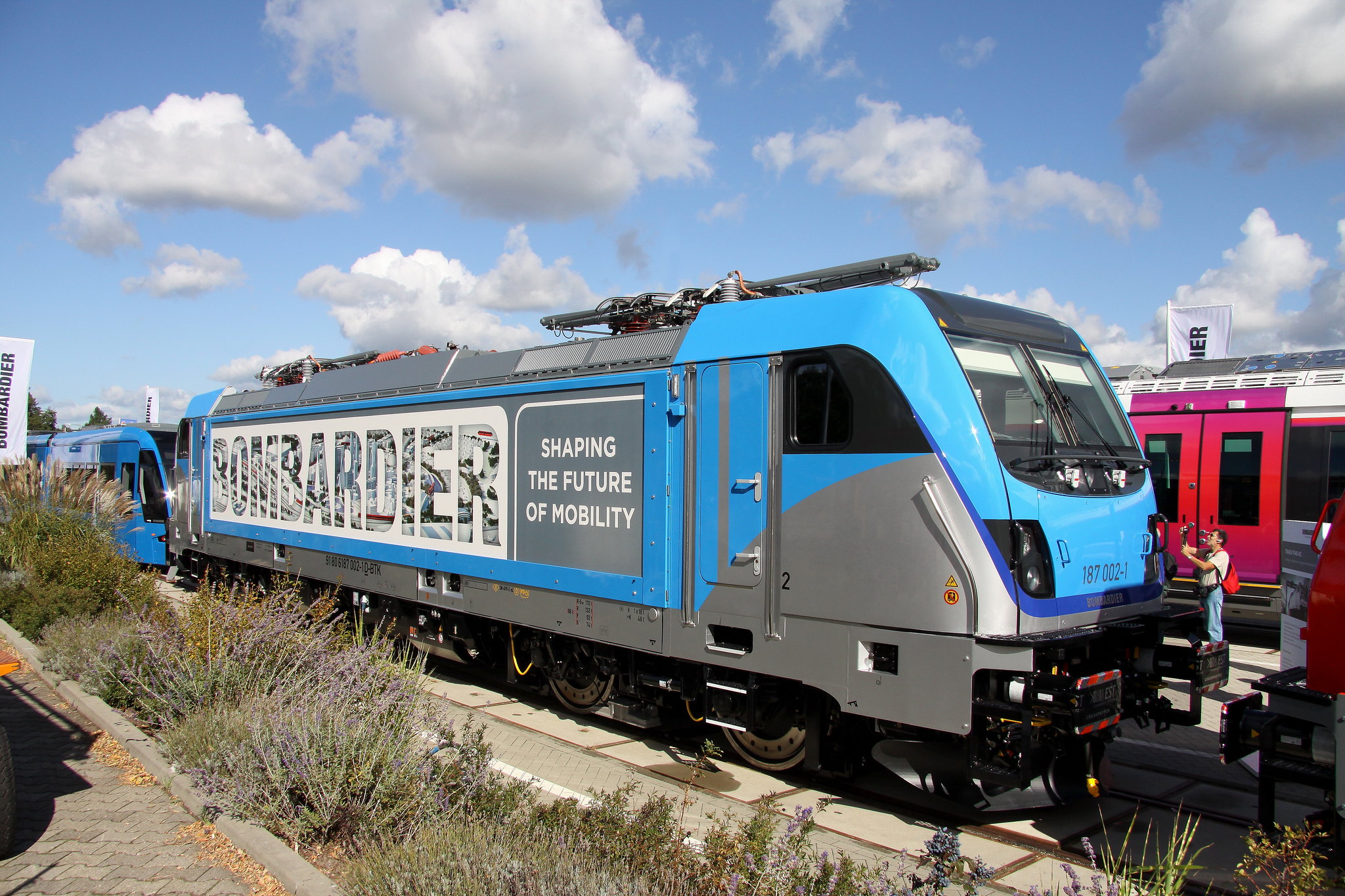 The mainline freight electric locomotive Traxx F140 AC3 with the last-mile function at InnoTrans 2012