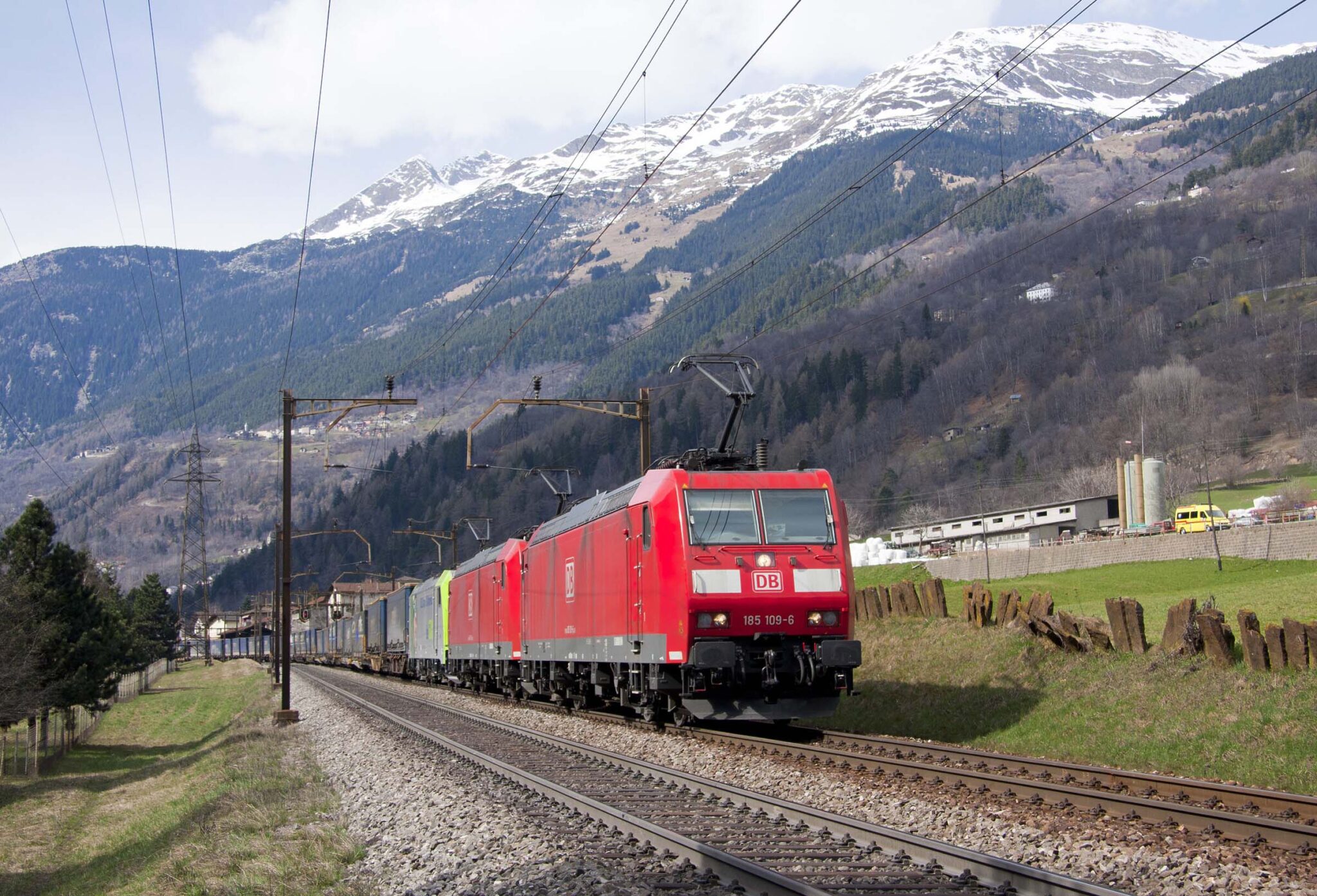 Class 185 electric locomotive in Switzerland