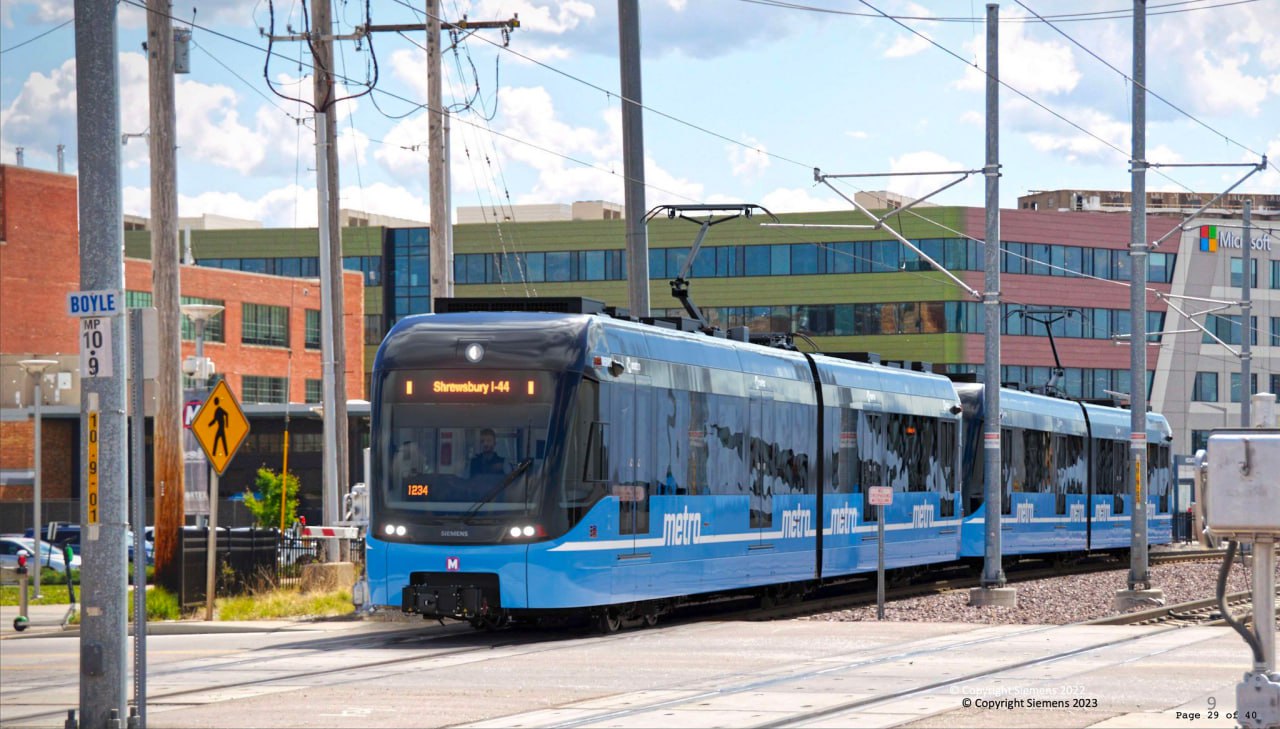 The rendering of the Siemens Mobility S200 tram for St. Louis