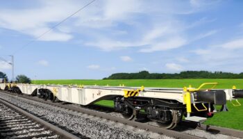 KRCBW certifies its container flatcars to TSI