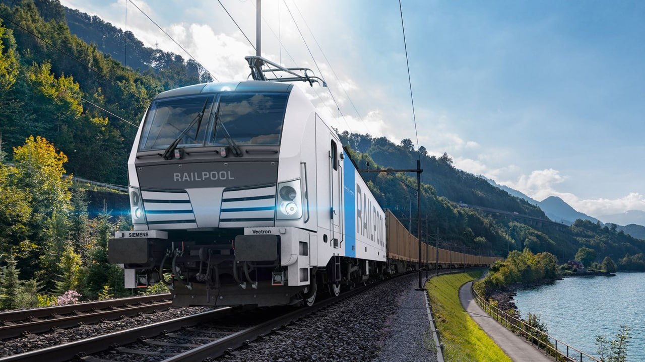 Rendering of the Vectron electric locomotive for Railpool