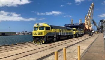 Progress Rail sends the first batch of locomotives to Australia