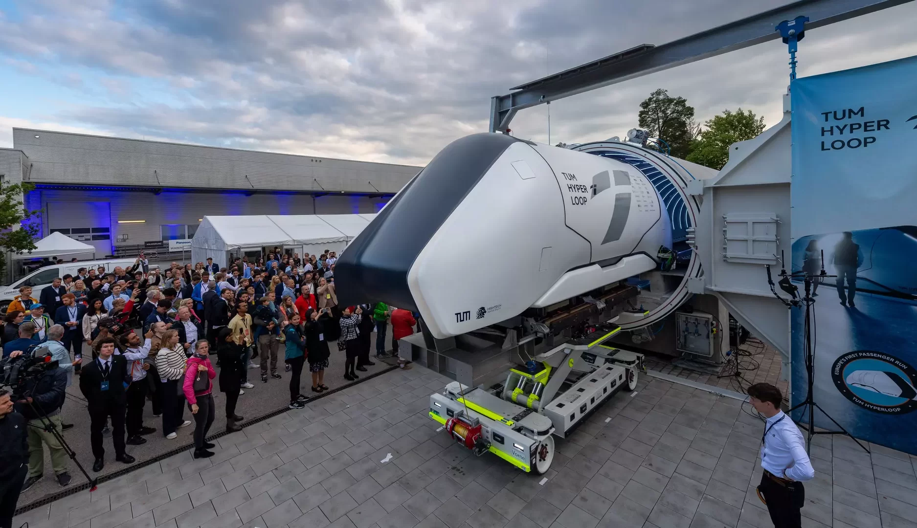 Opening of the TUM Hyperloop test track near Munich
