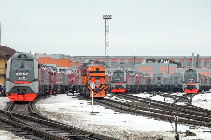 The 3TE28 mainline diesel locomotives