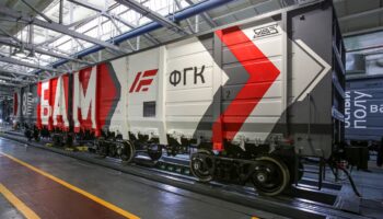 Uralvagonzavod develops eight-axle gondola cars for Federal Freight
