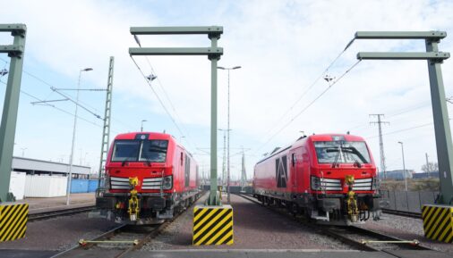 The hybrid Vectron Dual Mode Light locomotives from Siemens Mobility