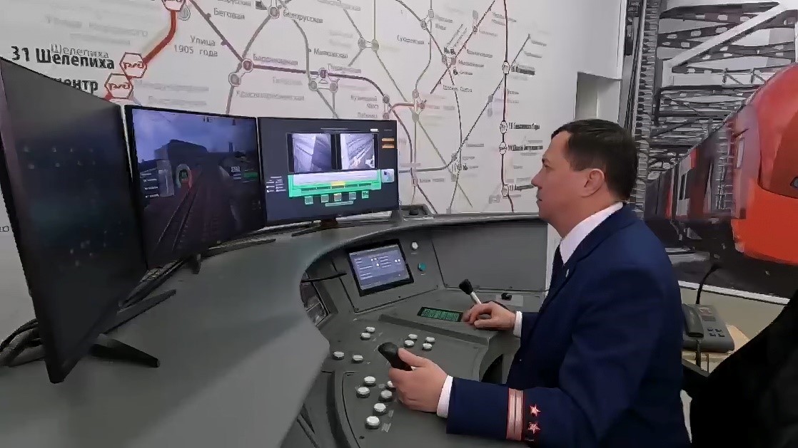 Remote control panel for testing the Lastochka EMU at the Moscow Centrtal Circle