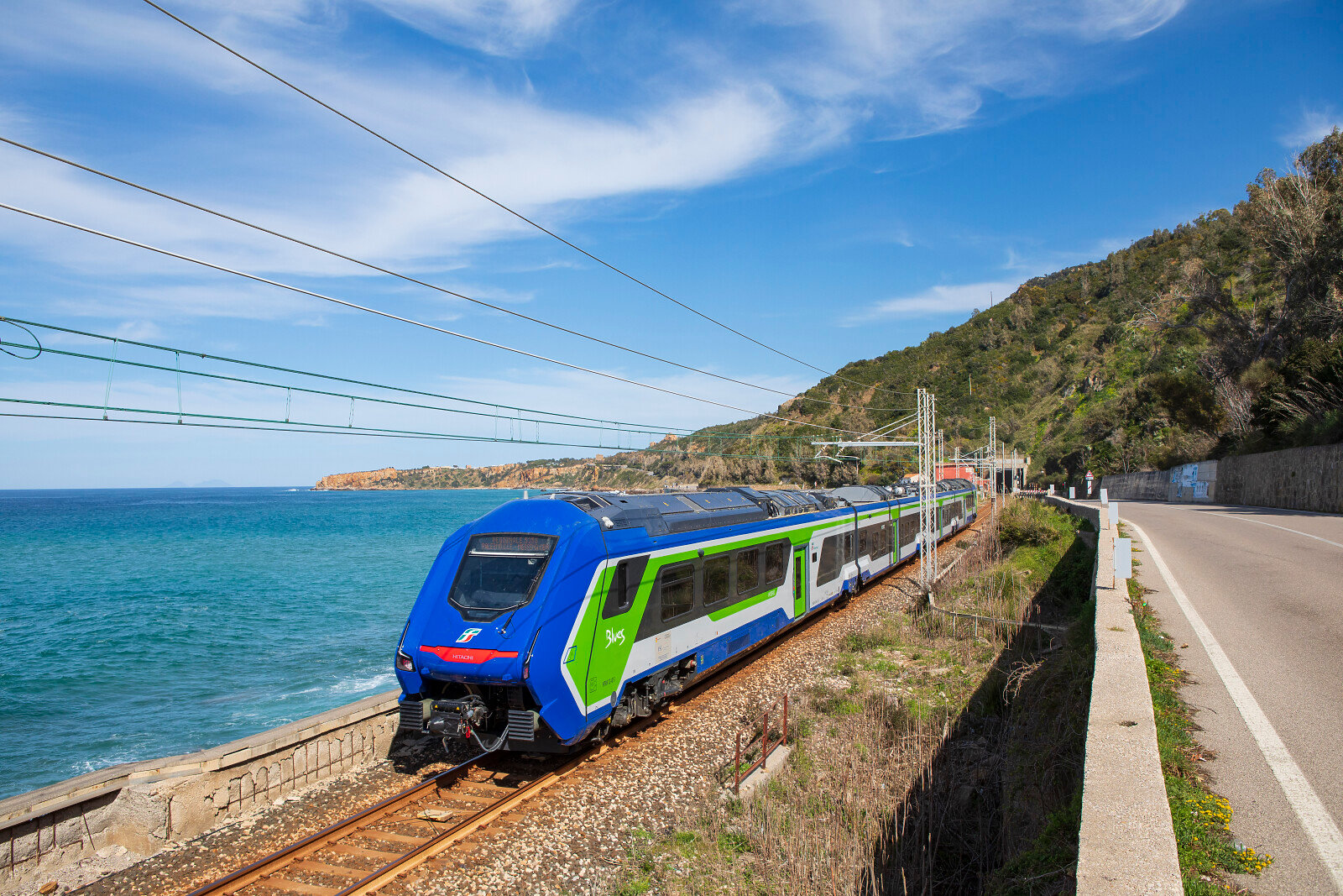 The hybrid Blues train by Hitachi in Italy