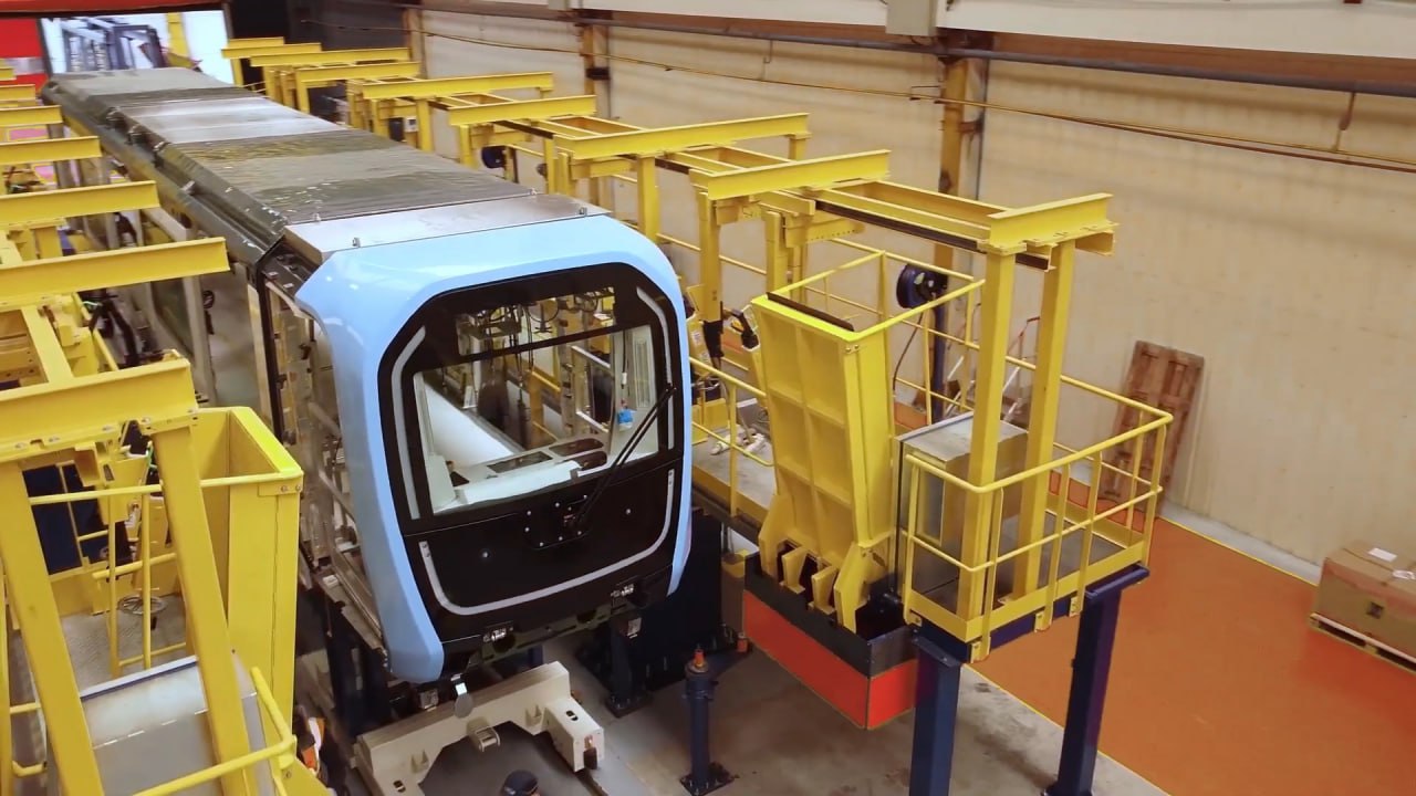 Assembly of the MF19 trains at Alstom's plant in Crespin