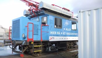 Catenary maintenance track machine converted to hydrogen traction in Austria