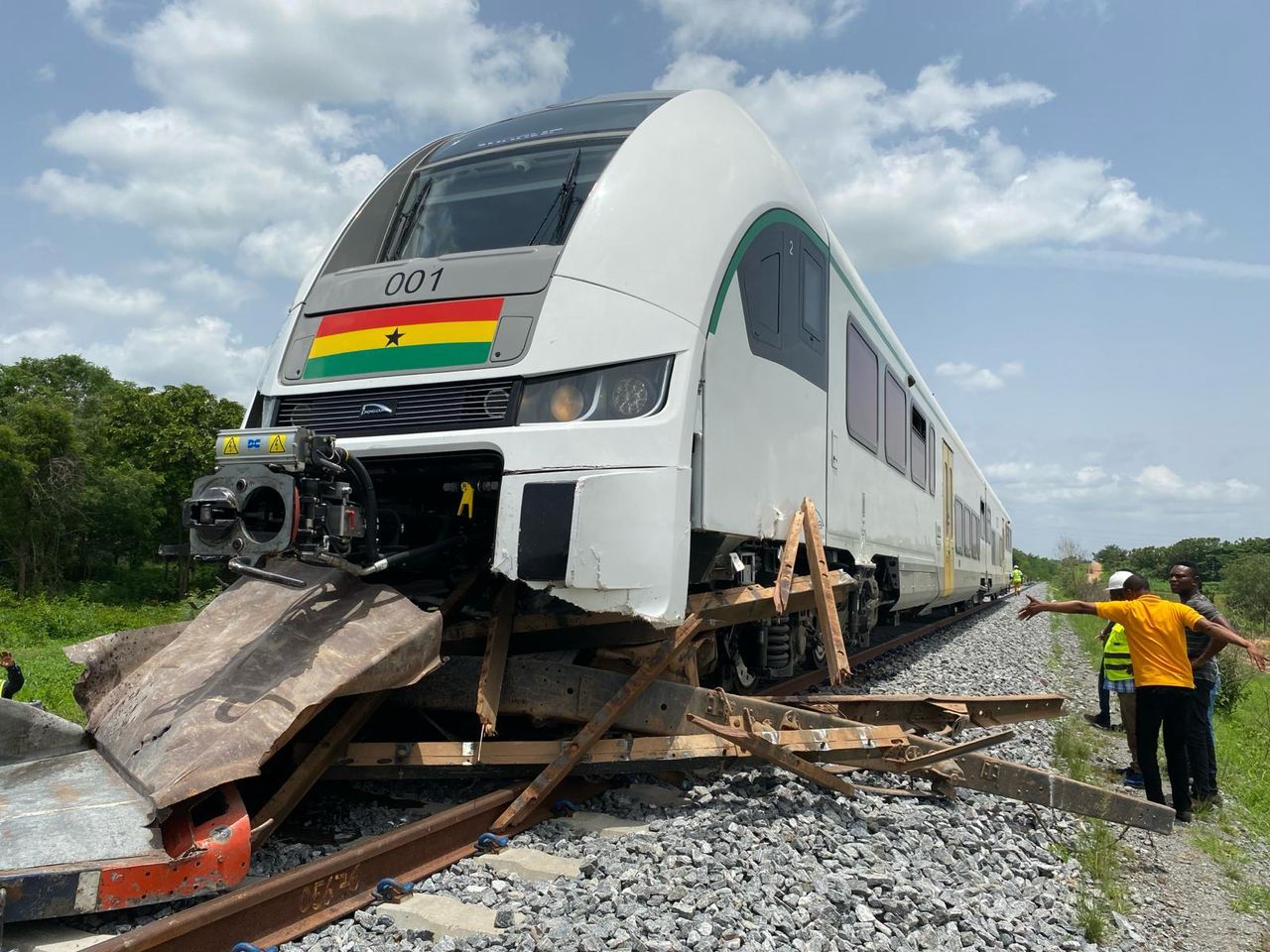 The Pesa DMU involved in an accident in Ghana