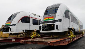 Pesa delivers first DMU to Ghana